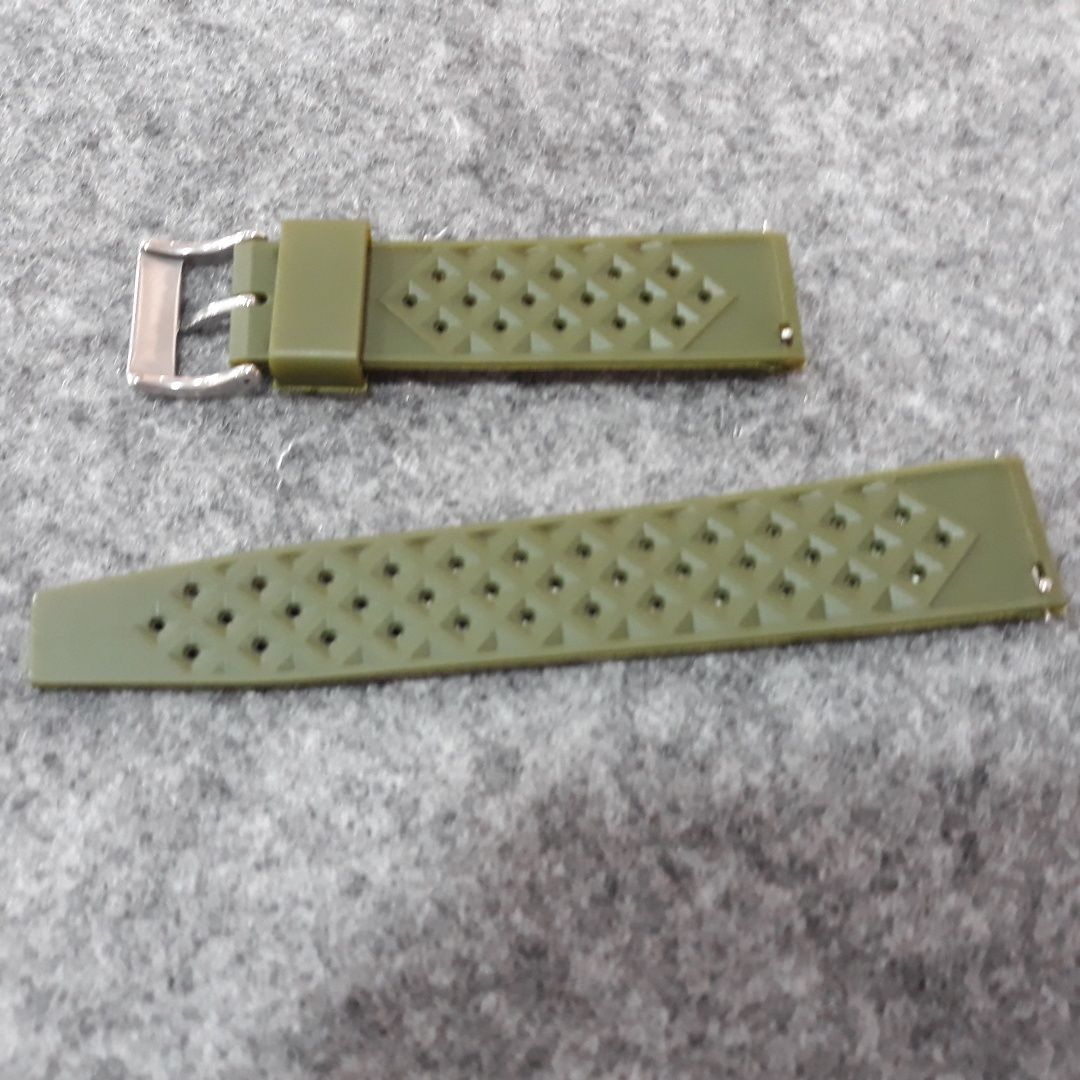 Bracelete Borracha Verde  22mm