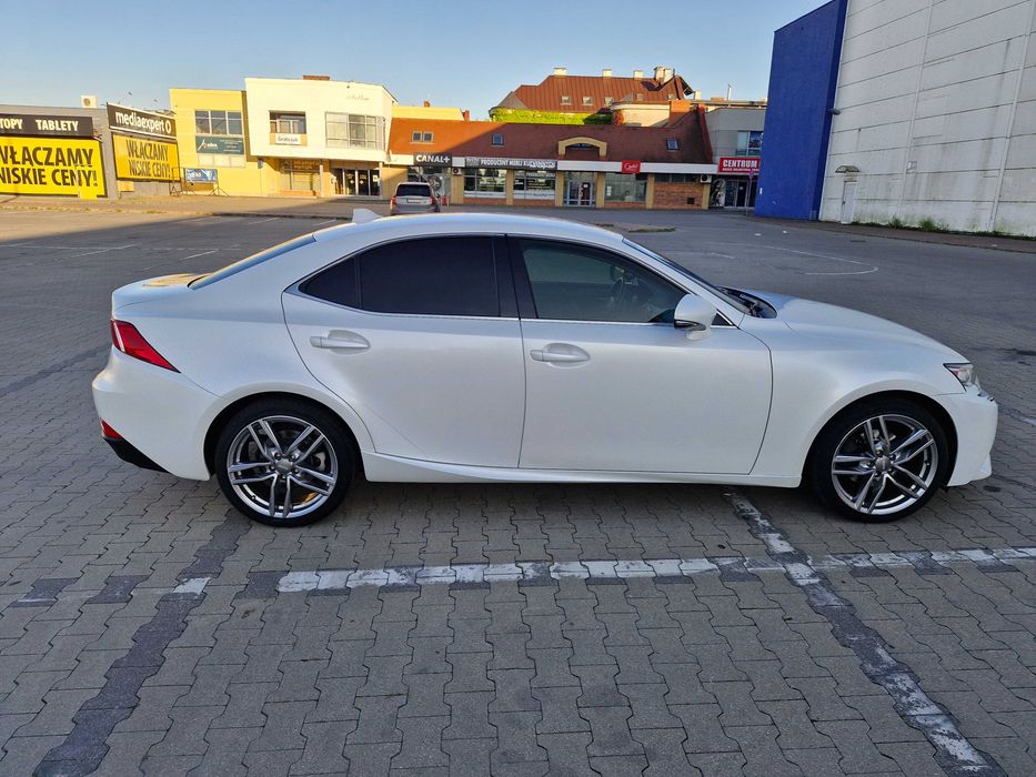 Lexus IS 250, Polski salon, Niski przebieg, stan b.db.