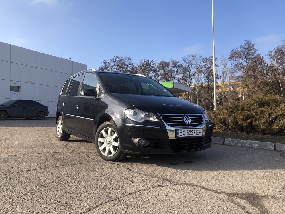 Volkswagen Touran