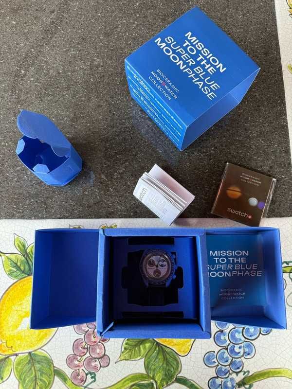Omega x Swatch Wodoodporna Super Księżyc: Styl Kosmiczny i Trudność