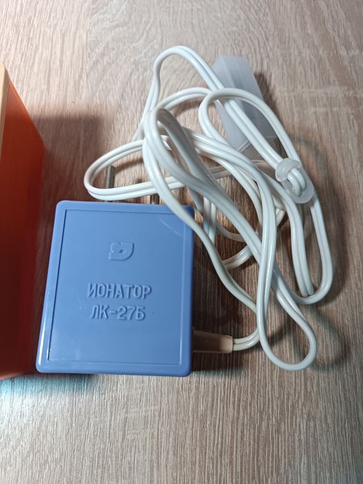 Ионатор ЛК-27Б. для обработки воды серебром.