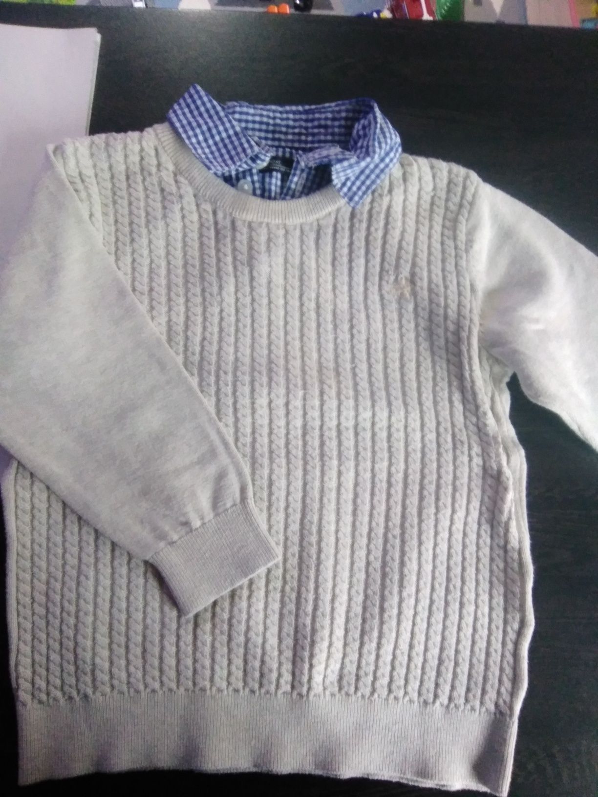 Sweter z kołnierzem elegancki 104