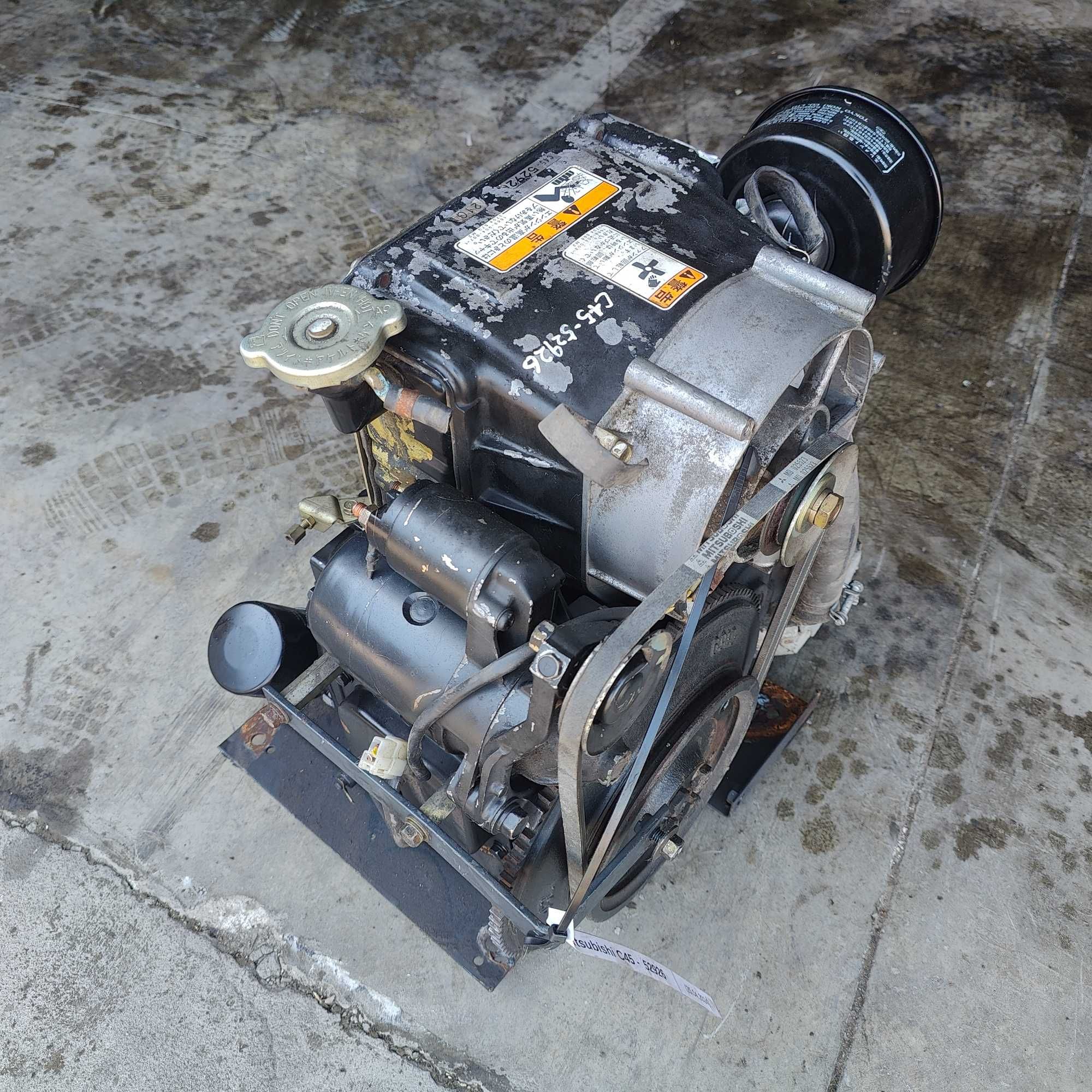 Silnik Mitsubishi  C-45 C45 SPRAWNY 8,5KM poj 0,45L ciś 2x29