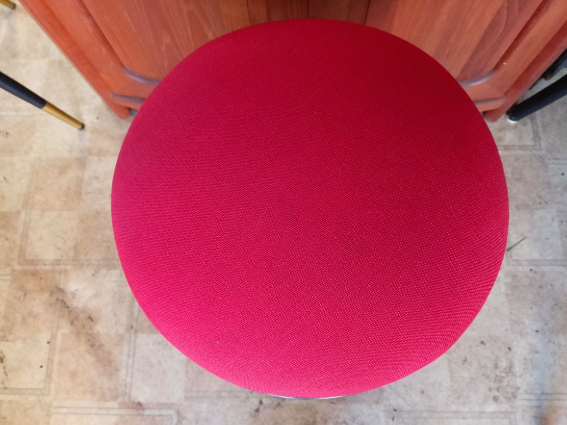 Vitamin stool design Nicolai Wiig Hansen Ikea stołek taboret regulowan