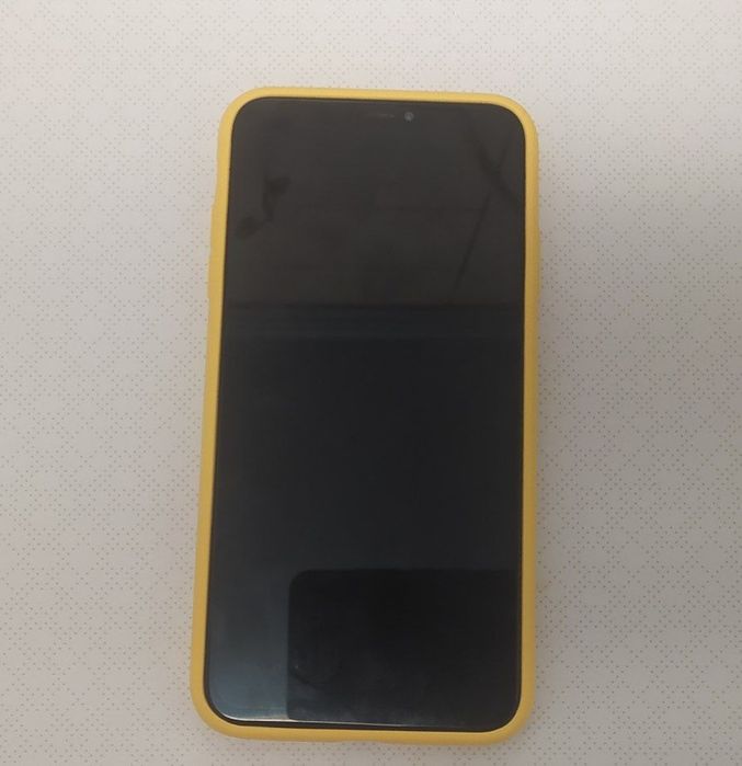 iPhone xs max на 64гб