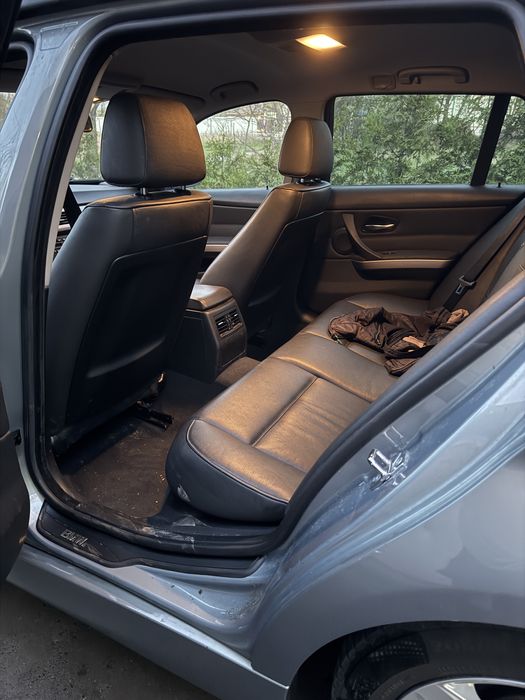 BMW e91 дизель 320. 2007
