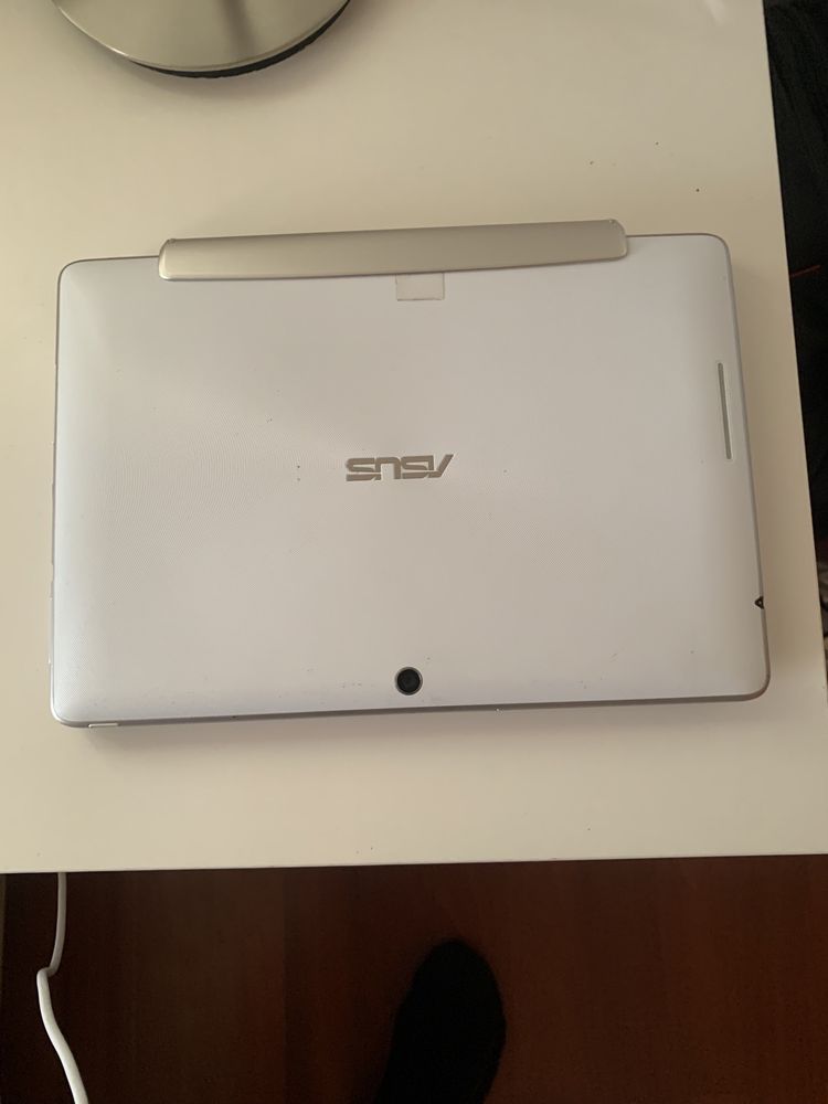 Vendo portatil asus