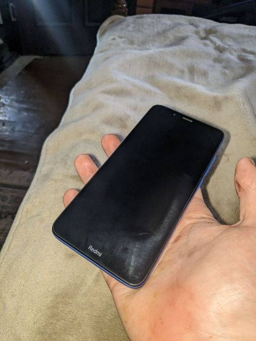 Продам Смартфон Redmi 7a