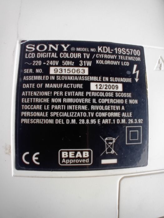 Tv sony Bravua c/ imagem 4k comando e cabo de alimentação a funcionar