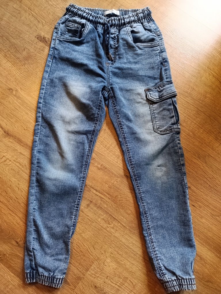 Spodnie jeansy r. 140 Reserved