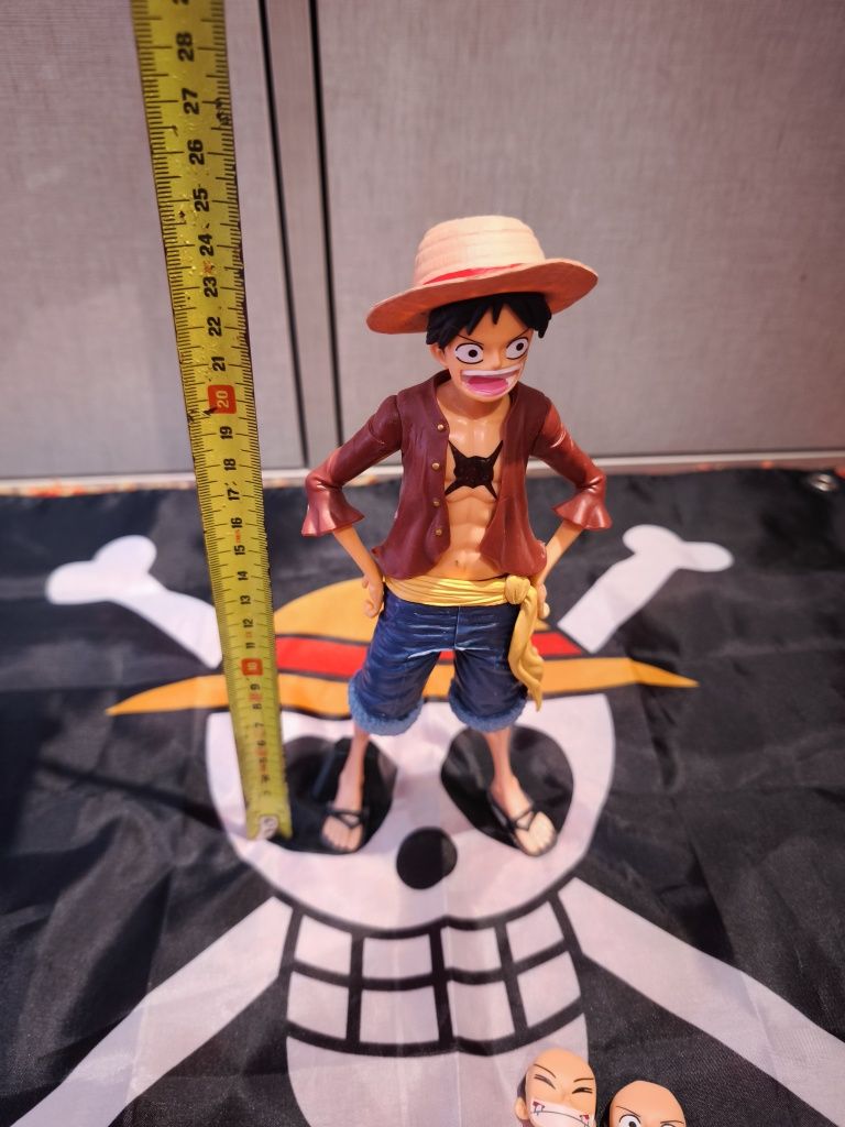 Figura Luffy One Piece - Chapéu de Palha - Detalhes Incríveis e Expres