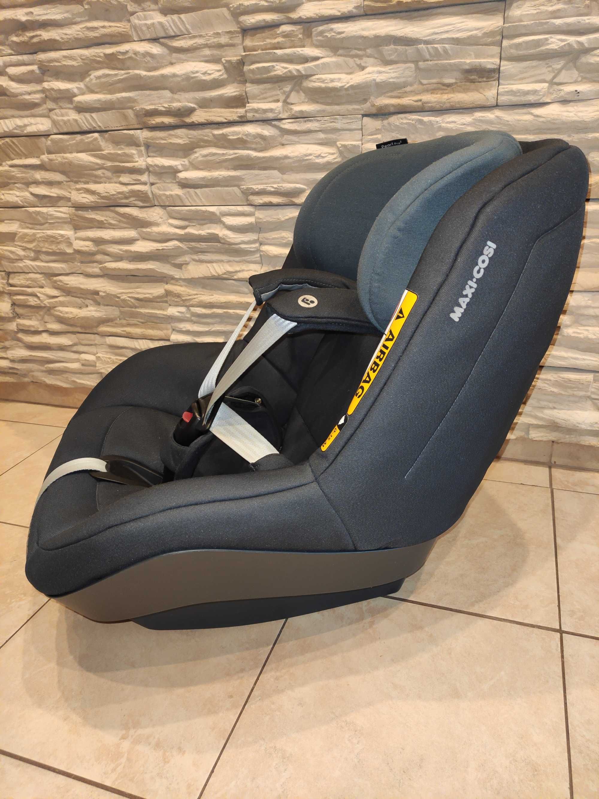 Fotelik Maxi-Cosi Pearl Pro 2 i-Size + baza FamilyFix3