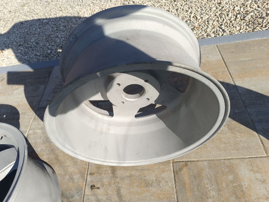 Felgi i opony 16 4x114,3 225/50 i 245/45
