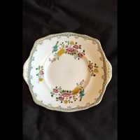 Антикварная тарелка Royal Albert England Crown China