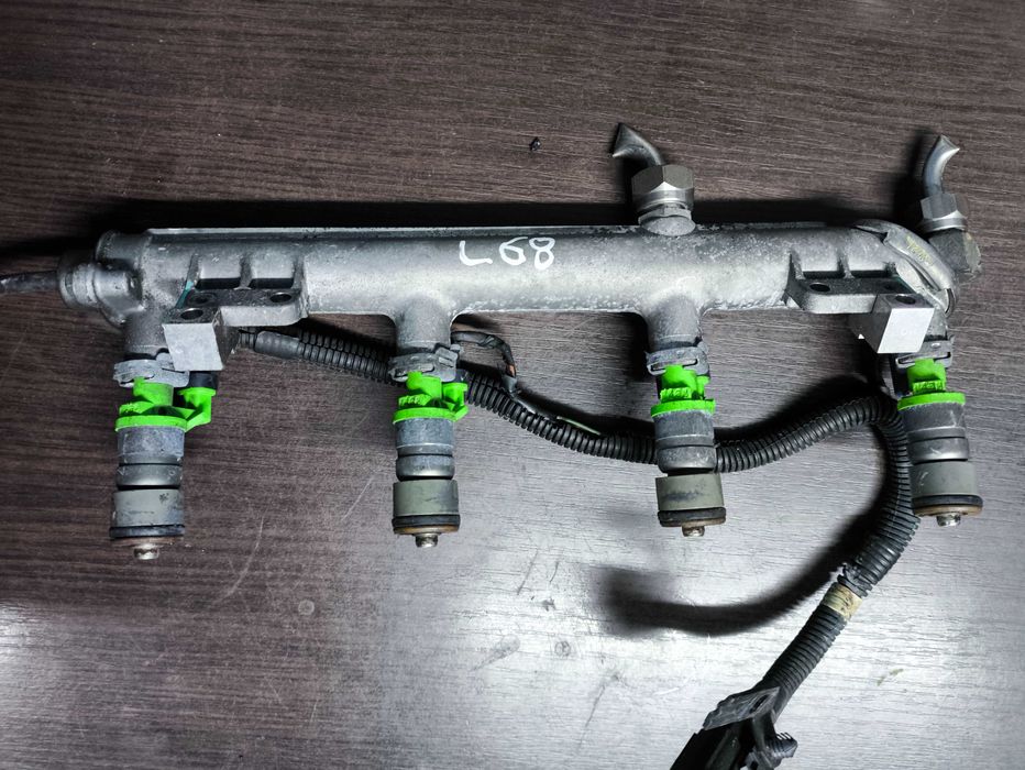 Listwa wtryskowa wtryskiwacze Saab 9-3 93 II 2.0T 1279/0827 Siedlce