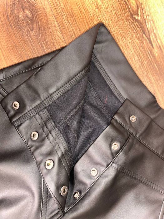 Продам жіночі чорні шкіряні штани, розмір S.