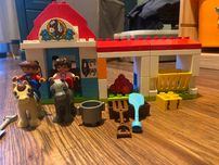 LEGO DUPLO, Stajnia z kucykami, 10868+ gratisy