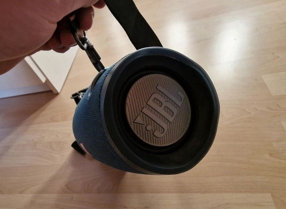 Bluetooth колонка jbl xtreme 2 оригінал стан новоі  з ЄС