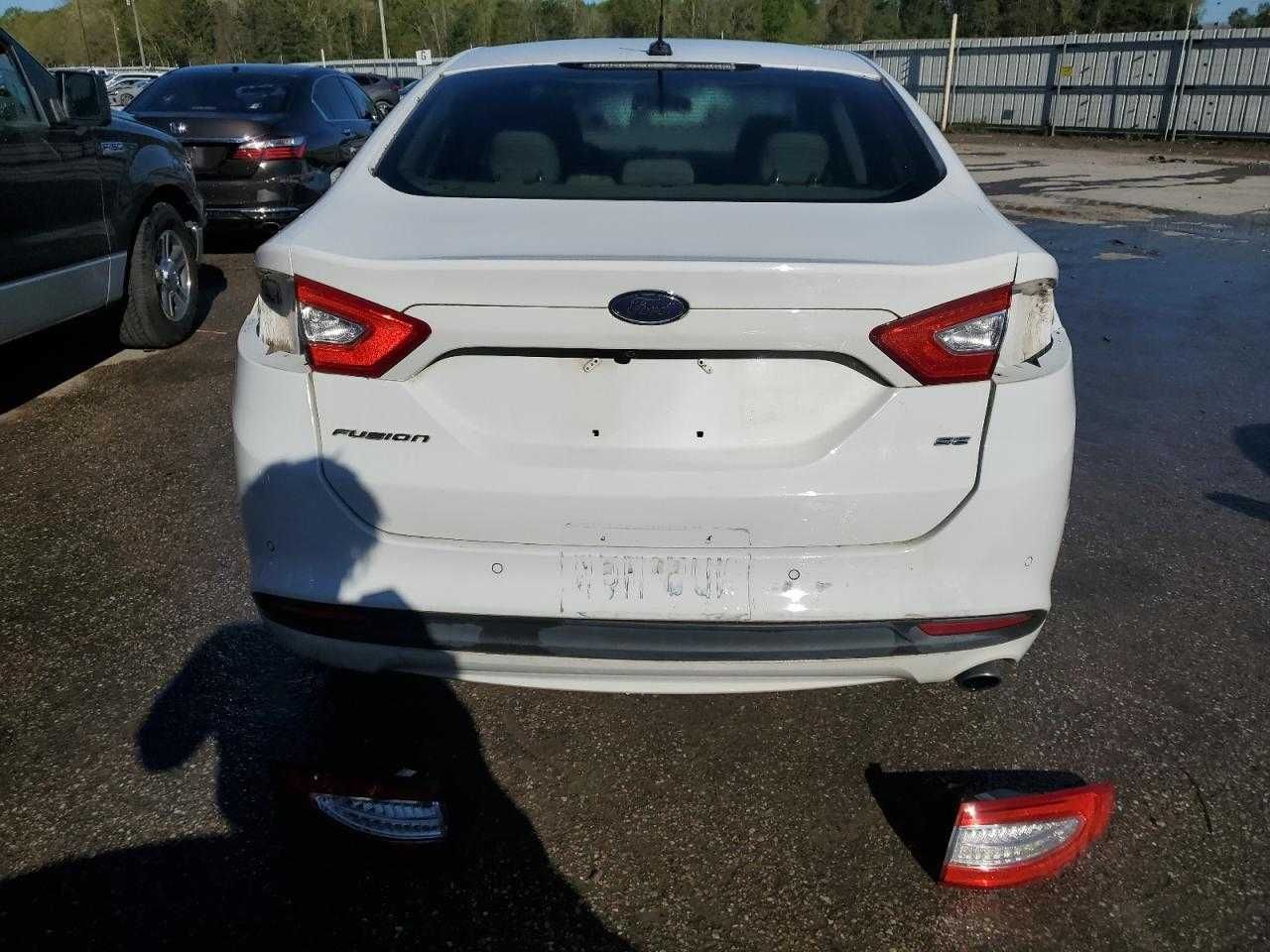 Ford Fusion SE 2016