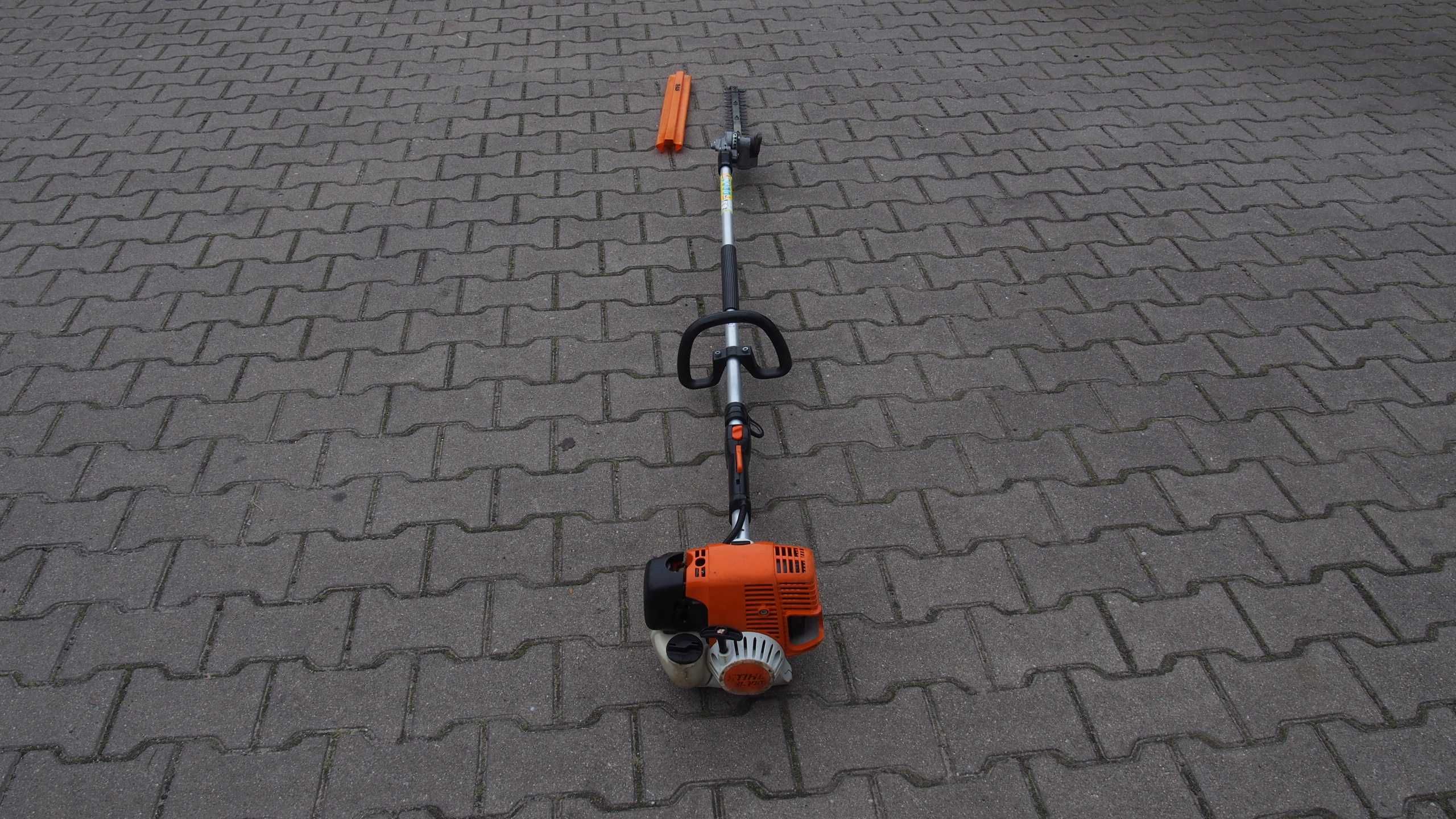 STIHL HL 100  HL100 NOZYCE Spalinowe Na Wysiegniku
