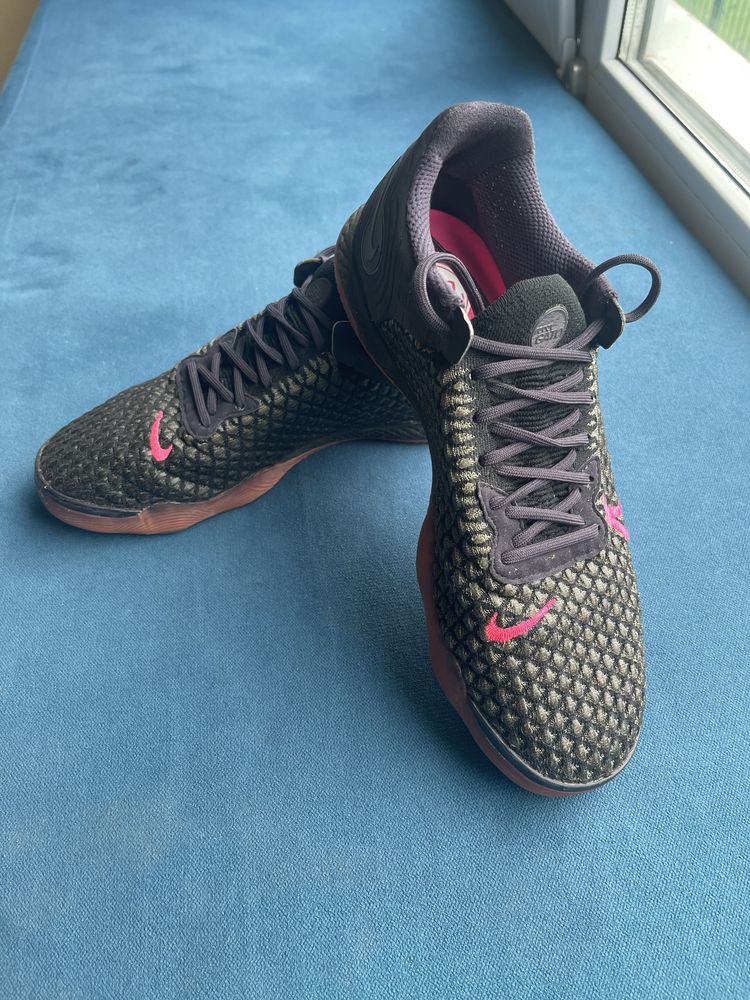 Футзалки nike react gato