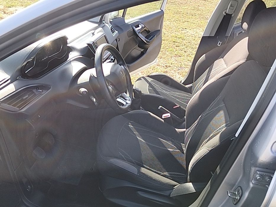 Peugeot 208 1.4 HDI