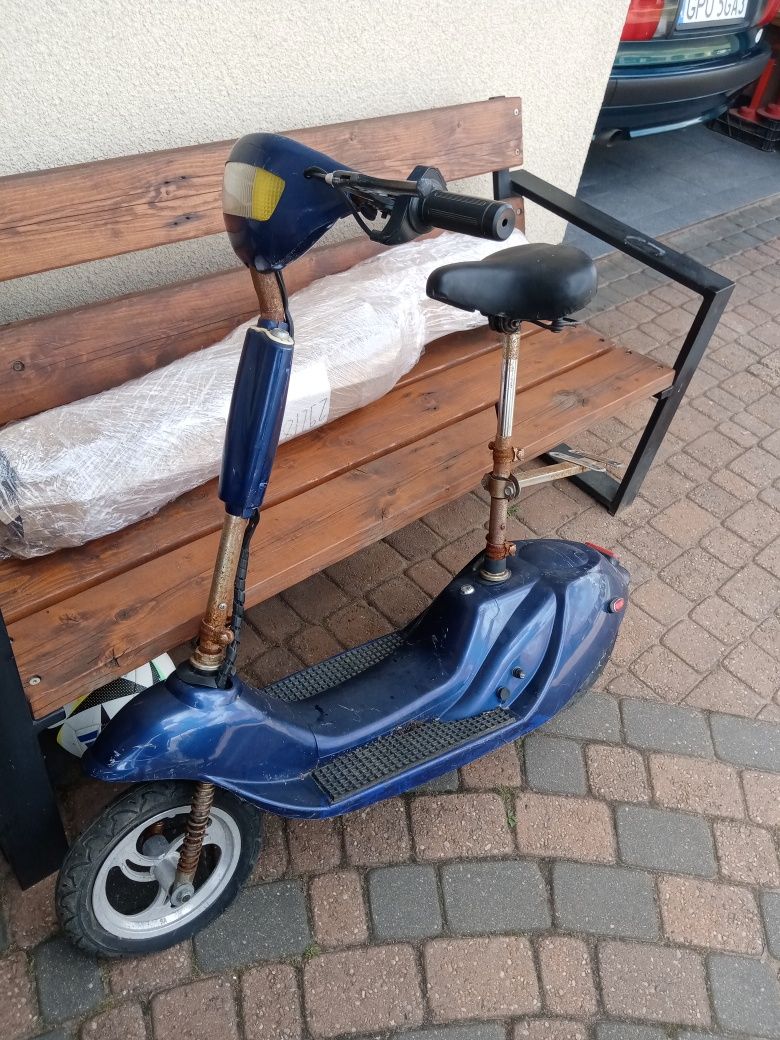 Sprzedam rowerek elektryczny