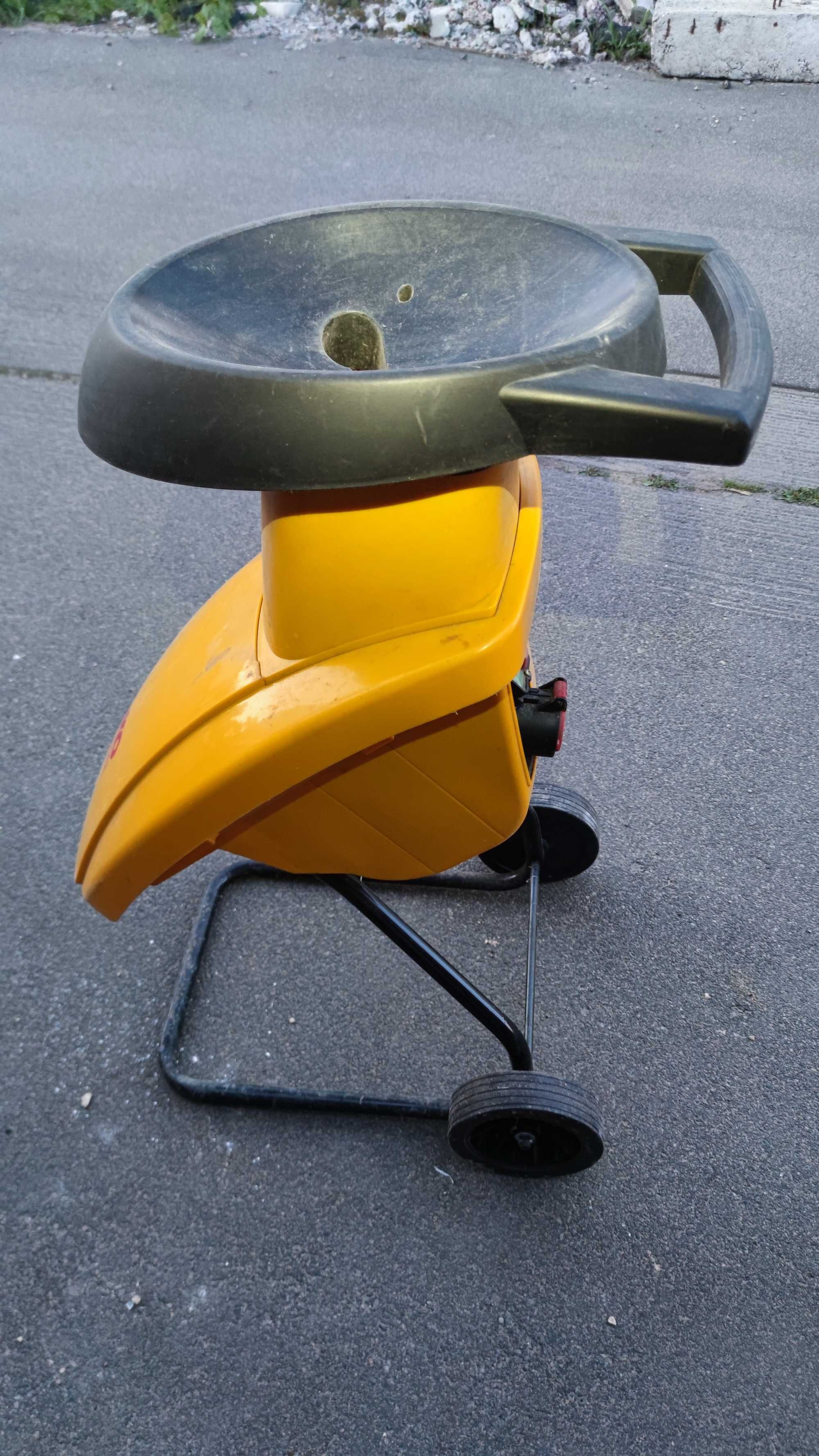 Садовий подрібнювач AL-KO Power Slider 2500 R