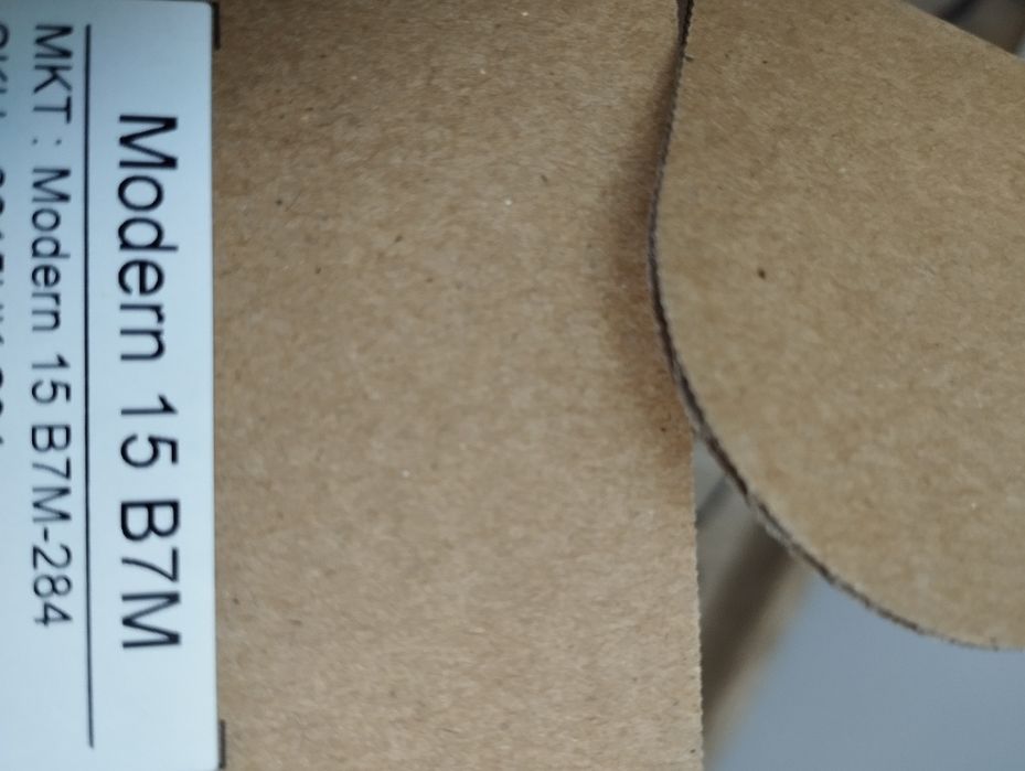 Laptop MSI Modern 15,6 AMD Ryzen 5 7530U 16GB 512GB SSD NOWY B7M-284