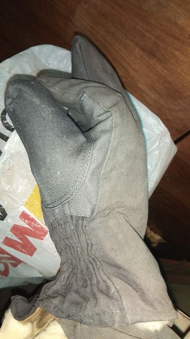 Рукавиці трьохпалі хутряні