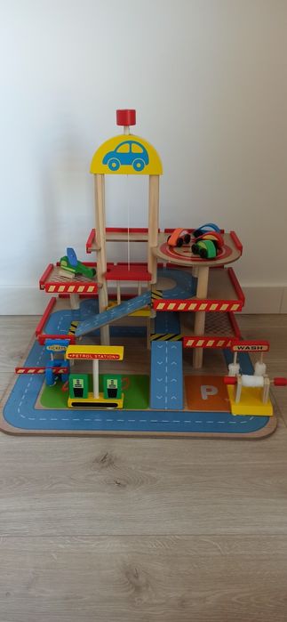 Garaż parking drewniany dla dzieci