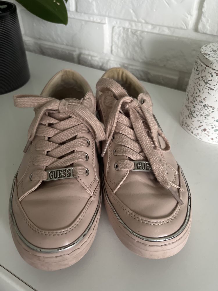 Buty guess rozm 37
