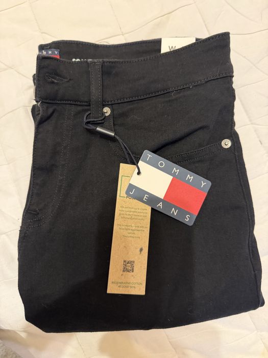 Tommy Hilfiger spodnie Jeansowe W30 L34