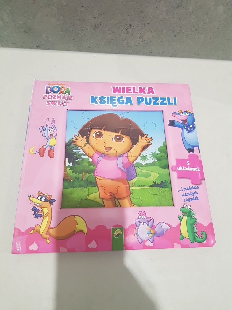 Książka Wielka księga Puzzli Dora