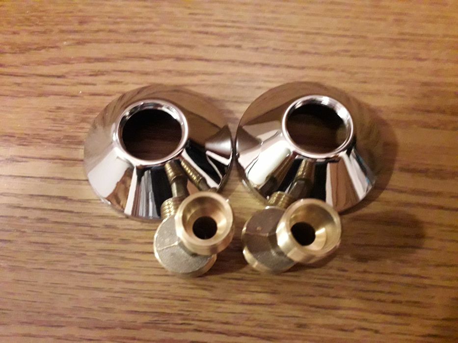 krzywki miedziane do baterii 3/4 x 1/2 wraz z rozetami