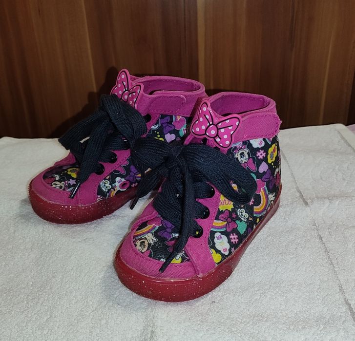 Кросівки для дівчинки чобітки демісезонні