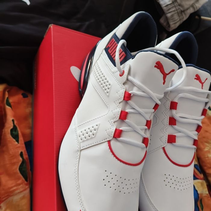 Nowe buty pumy białe