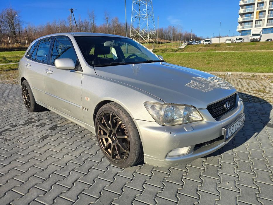 Lexus IS Lexus IS 300 LPG 2jz