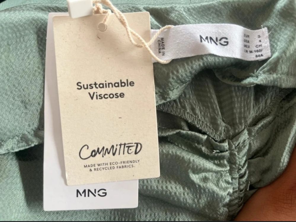Vestido comprido verde Mango