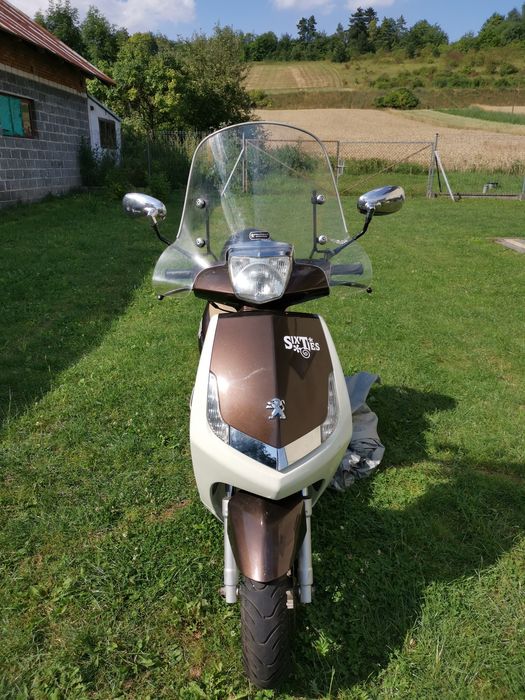 Peugeot Vivacity  4t oryginalny 50 cm3 Nowe opony...