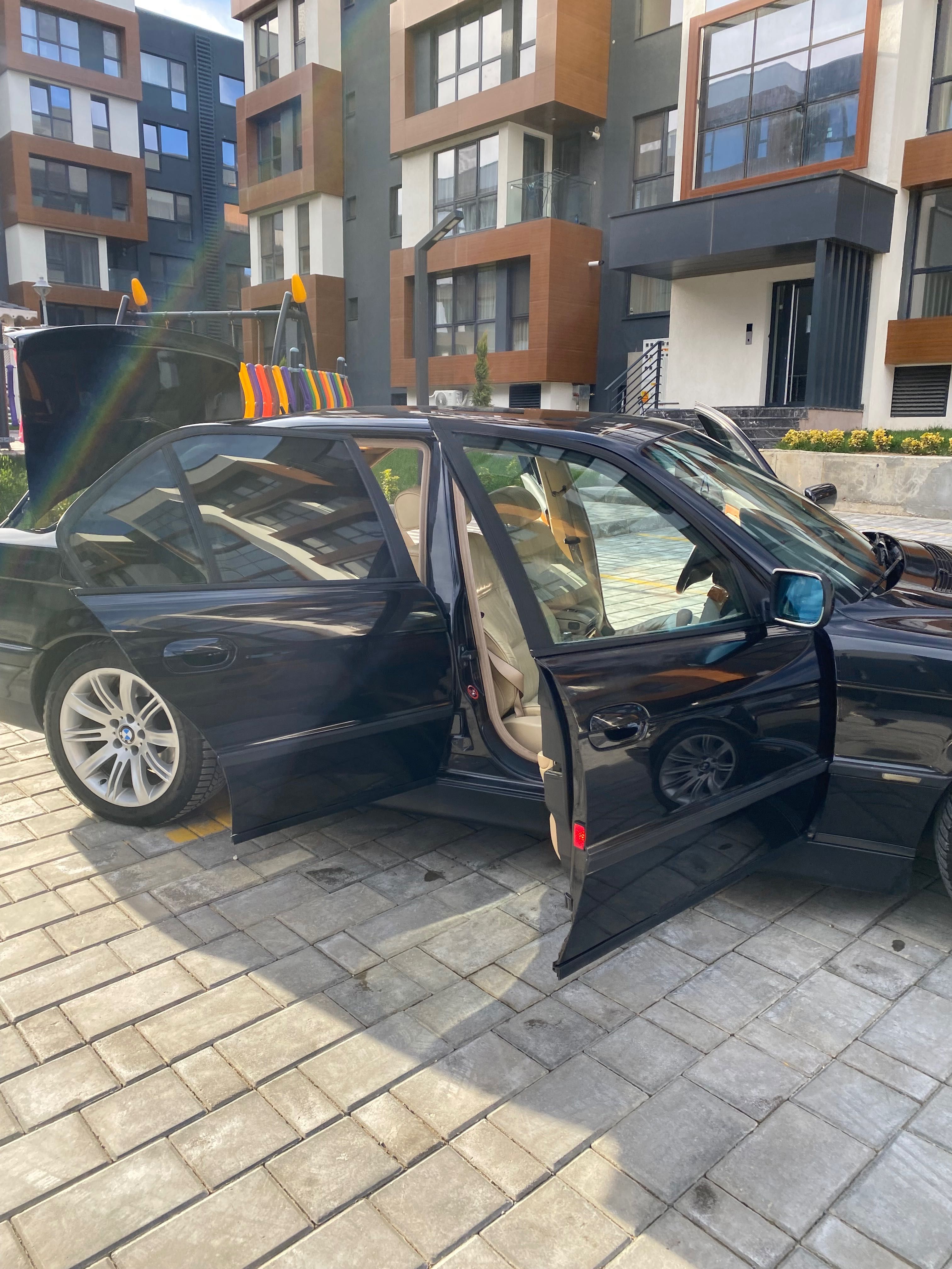 BMW 740 e38 1999