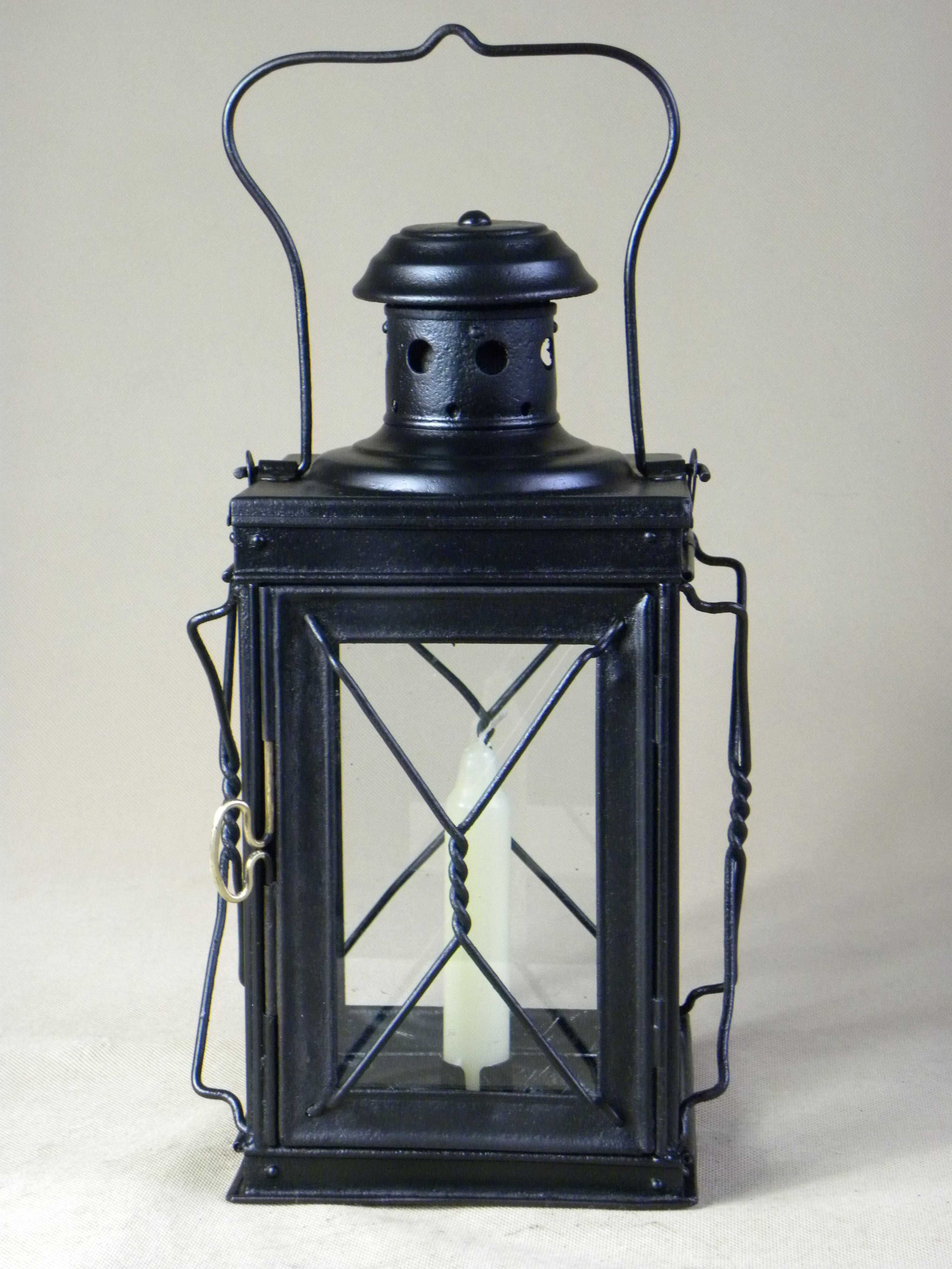 Stara lampa latarnia świecowa lampion latarenka na świece