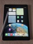 Tablet ipad Apple + NOWY RYSIK - Touch ID - super stan! IOS 17.7