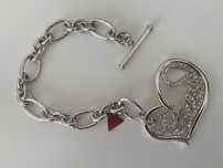 Pulseira Guess com coração