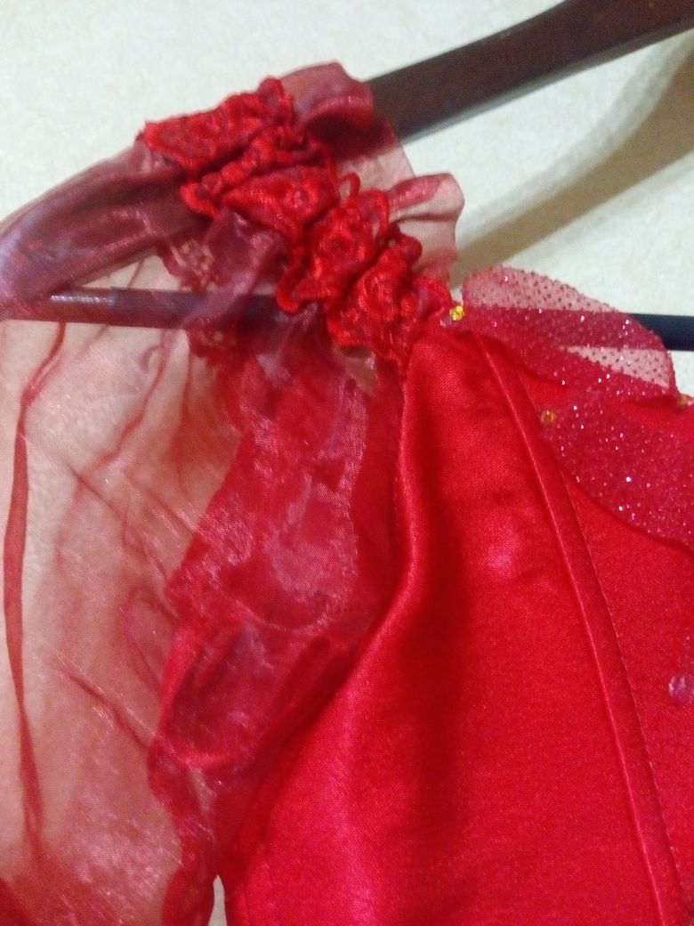 Красное Платье ручной работы!Фото в Вайбер