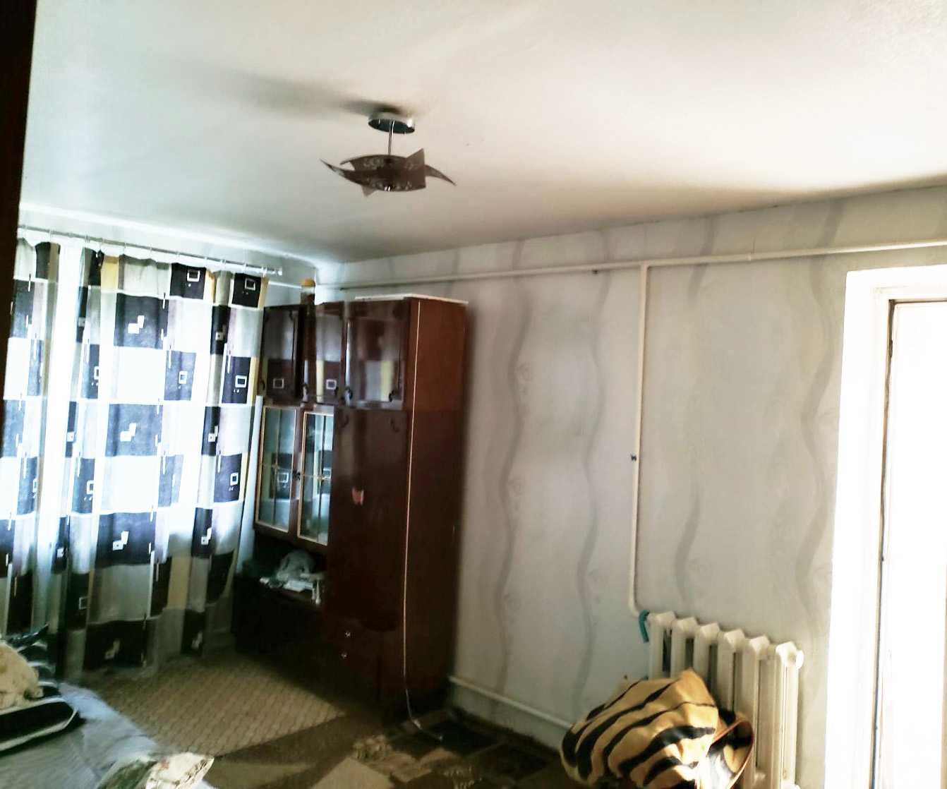трикімнатна квартира