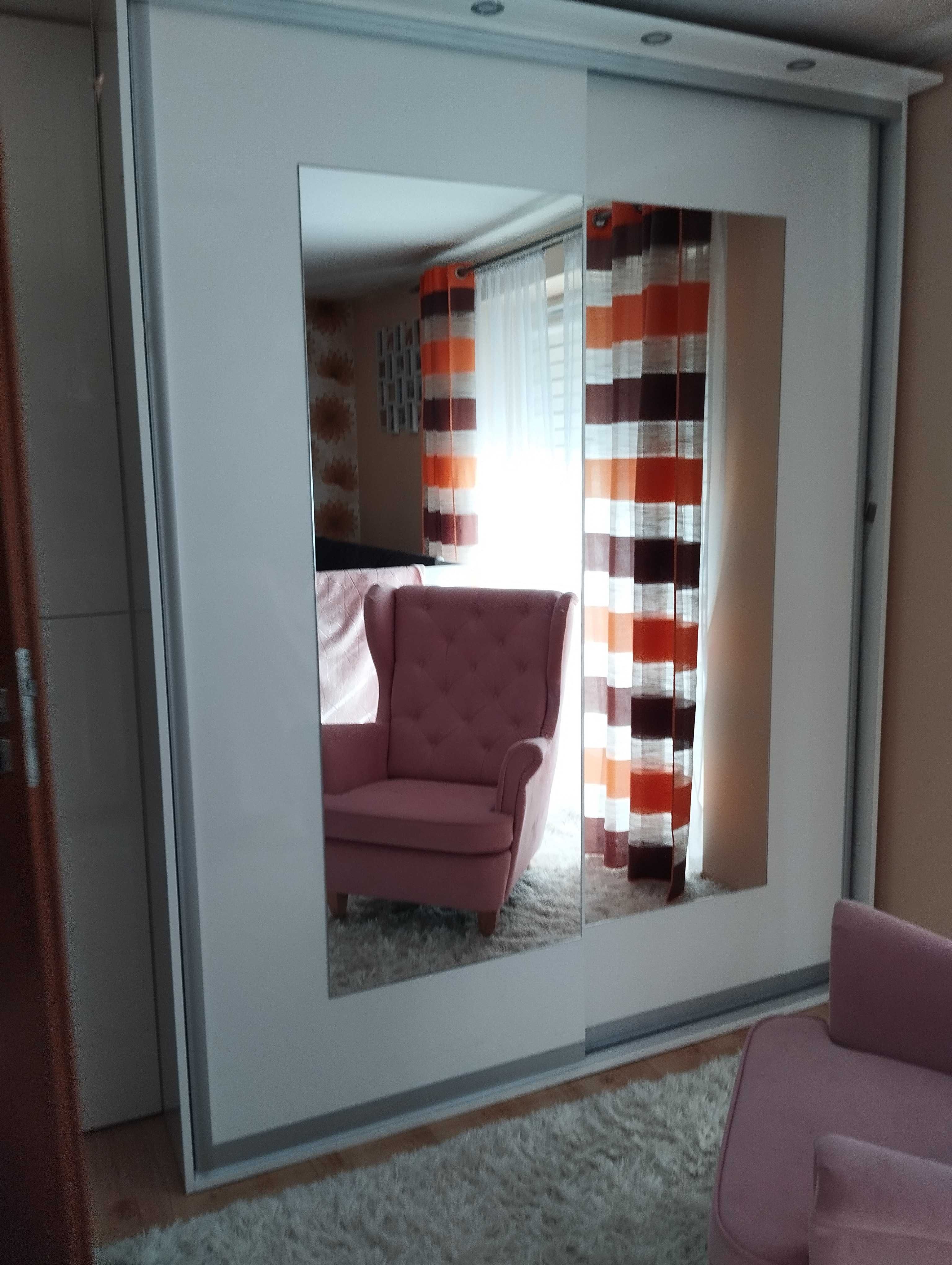 Zestaw mebli do sypialni