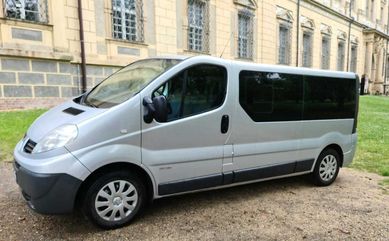 Renault Trafic 2.0, 9-osobowy, wersja przedłużana (long)