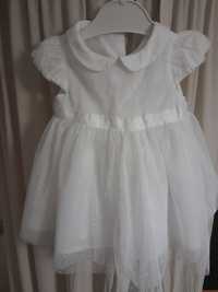 Biała sukienka w rozmiarze 62