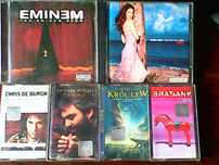 83 płyty CD i 4 kasety audio 50% taniej niż w sklepach
